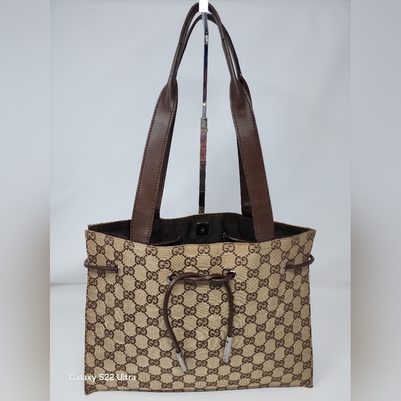 Gucci Vintage Canvas & Leather Shoulder Bag - Picture 3 of 14